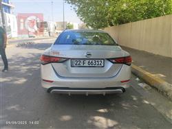 نیسان سێنترا